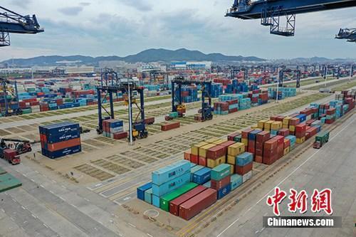 (记者 李晓喻)国内外形势发生重大变化之际,中国对提高贸易质量做出